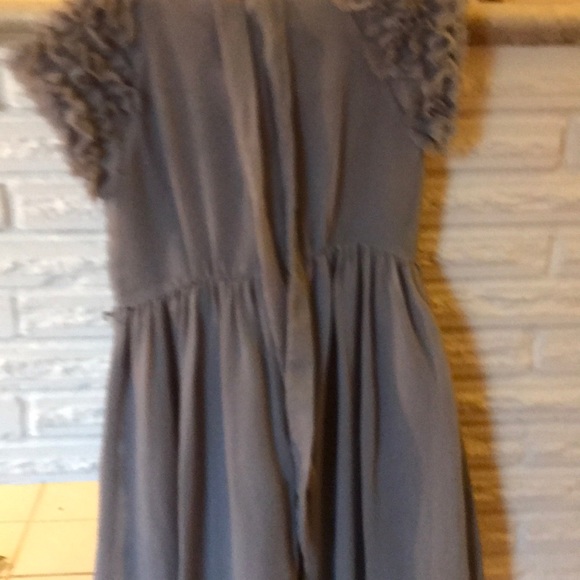 Gray dress - Picture 3 of 3